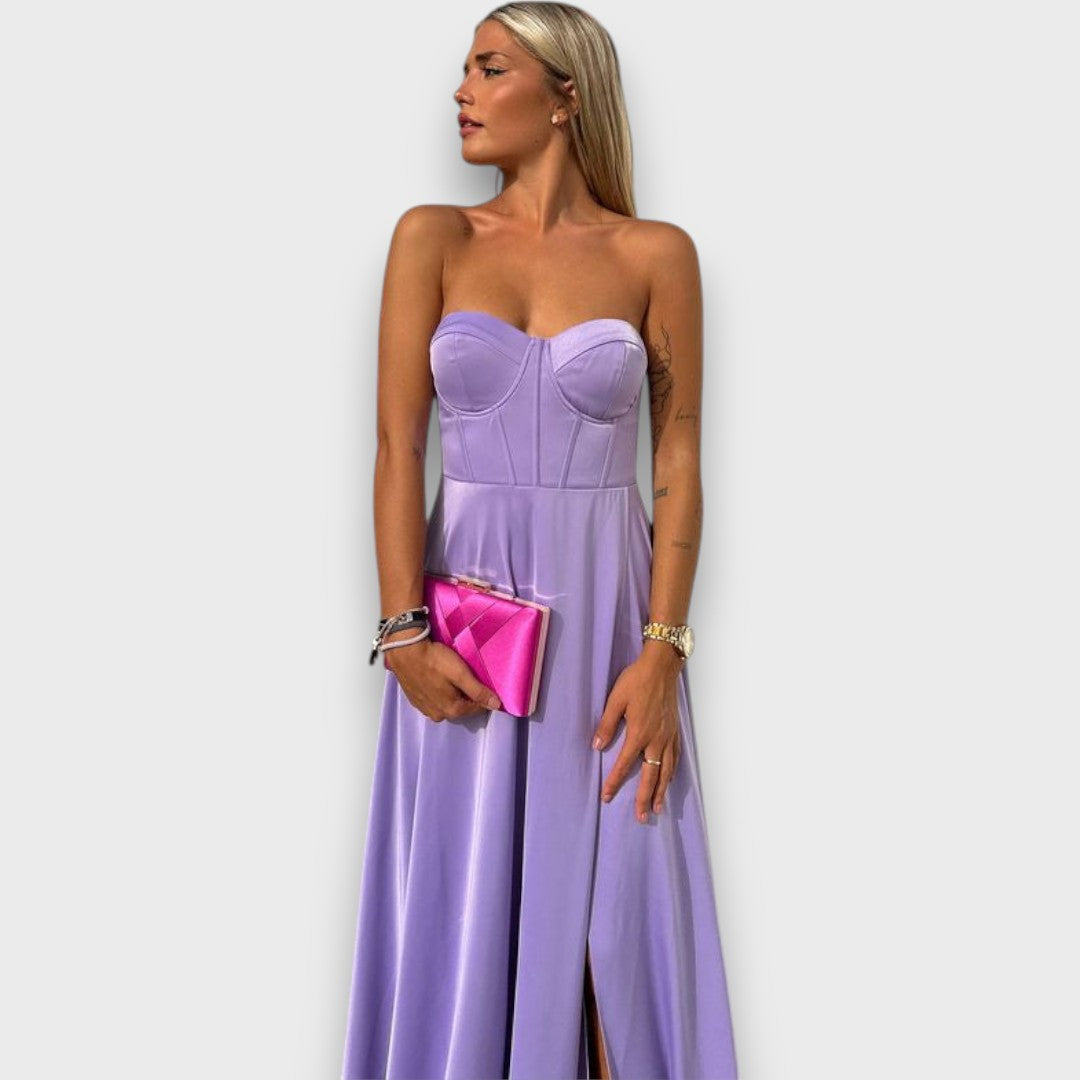 Victoria – Langes Kleid mit Rückenschnürung und Schlitz - Emma Fioretti