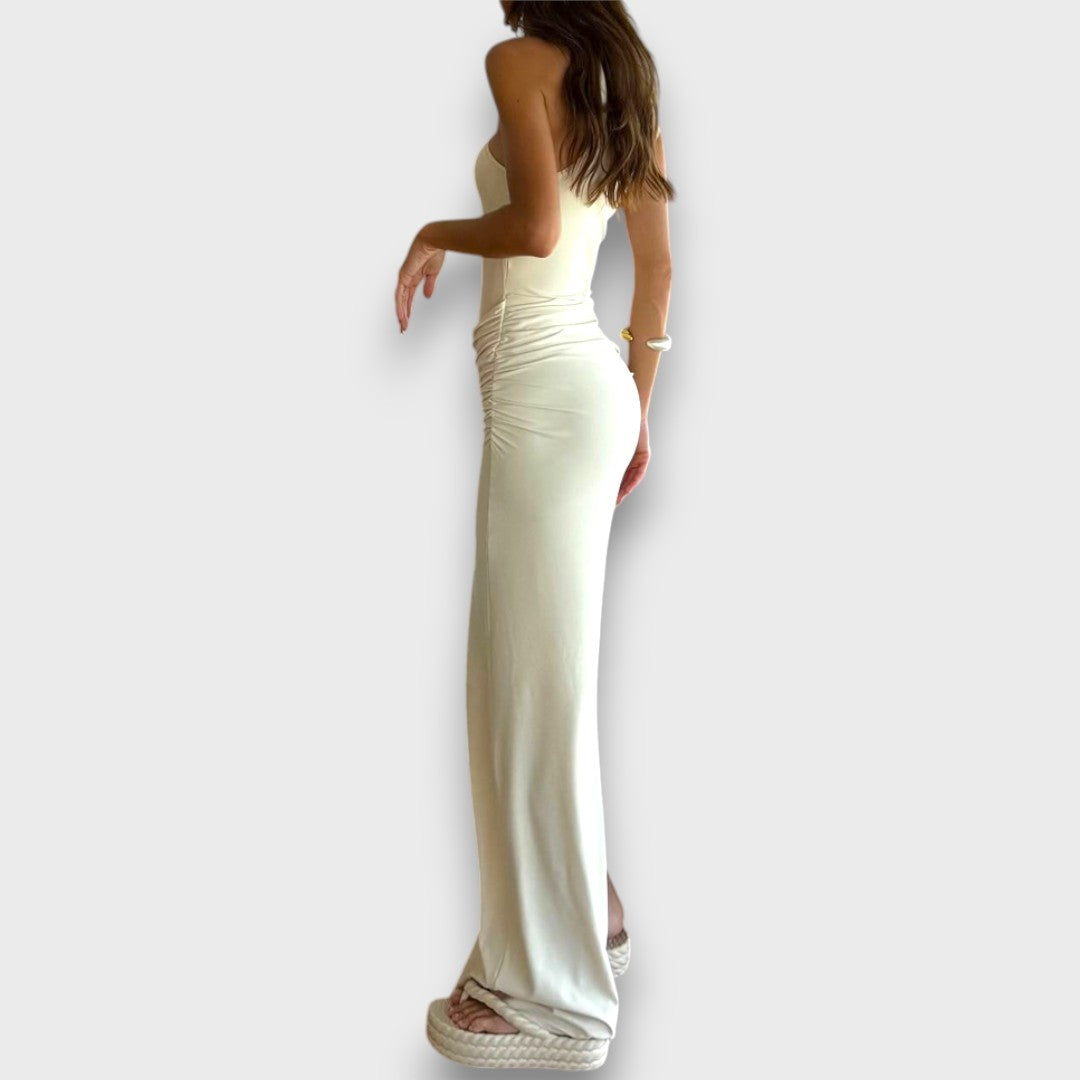 Luma – Figurbetontes Kleid mit Cut-out und Stehkragen - Emma Fioretti