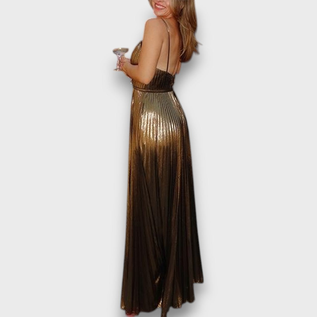 Aurora – Goldenes Plisseekleid mit tiefem Ausschnitt - Emma Fioretti