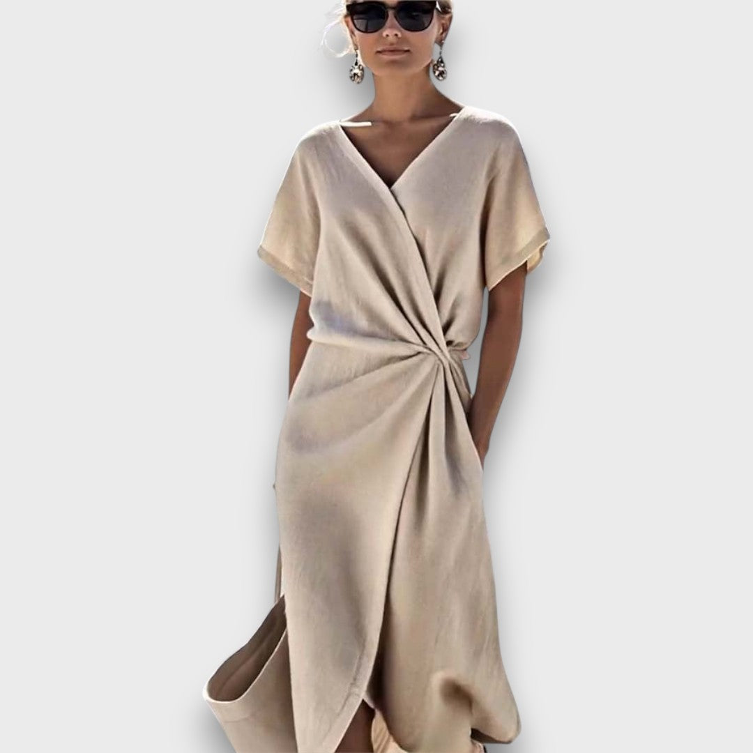 Noraya – Lockeres Kleid in Wickeloptik