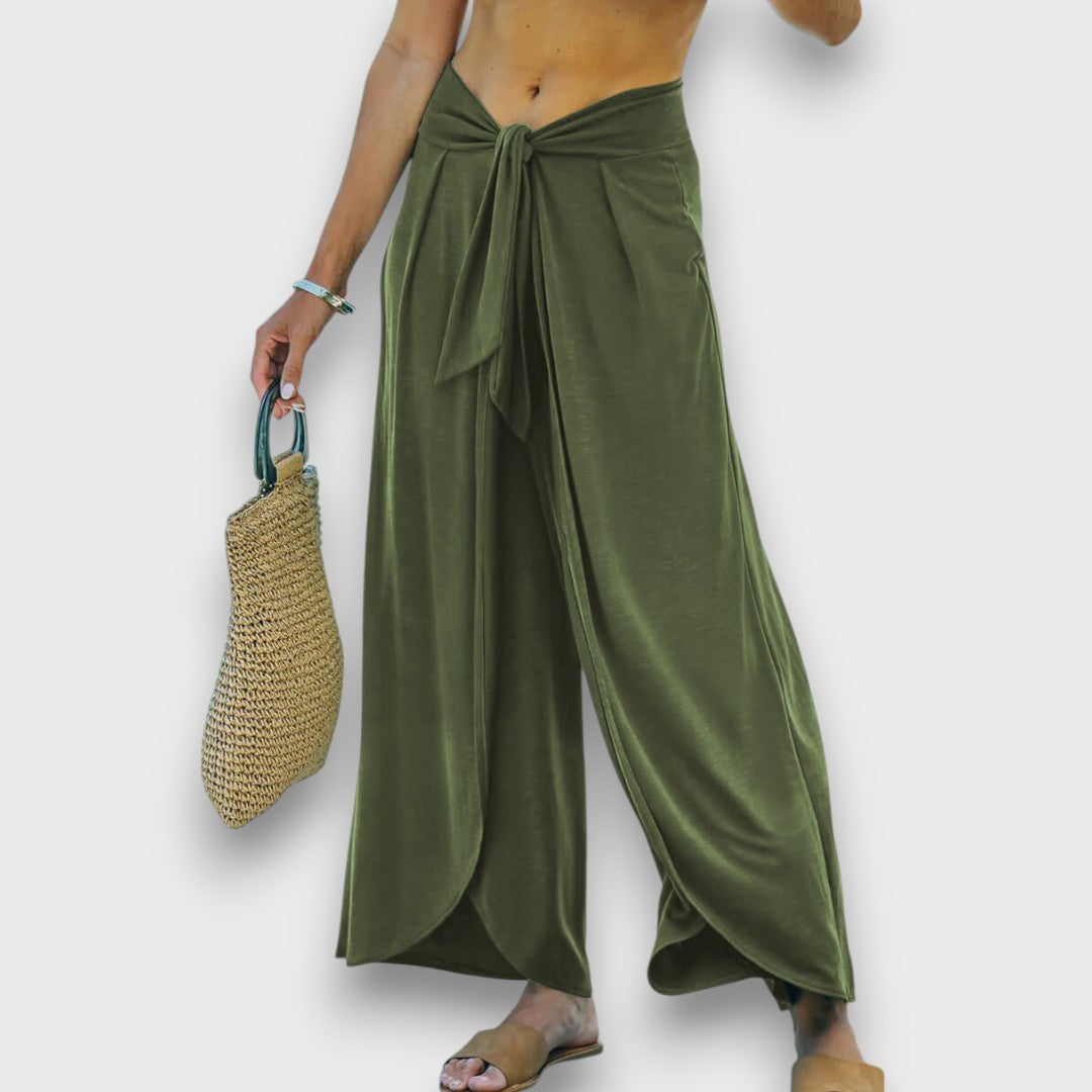 Narella – Sommerhose mit Wickeleffekt und Bindegürtel