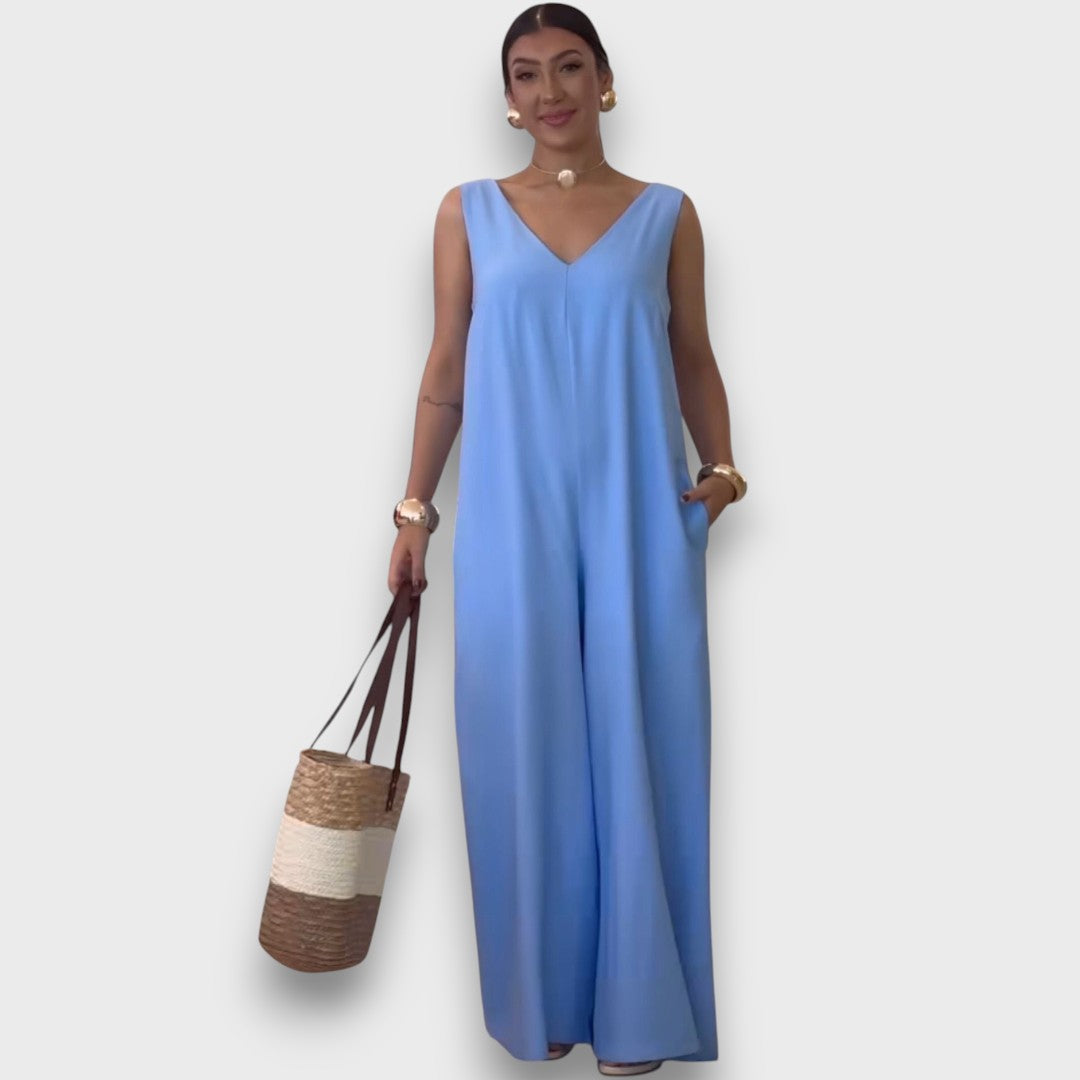 Aubrine – Fließender Jumpsuit mit V-Ausschnitt - Emma Fioretti