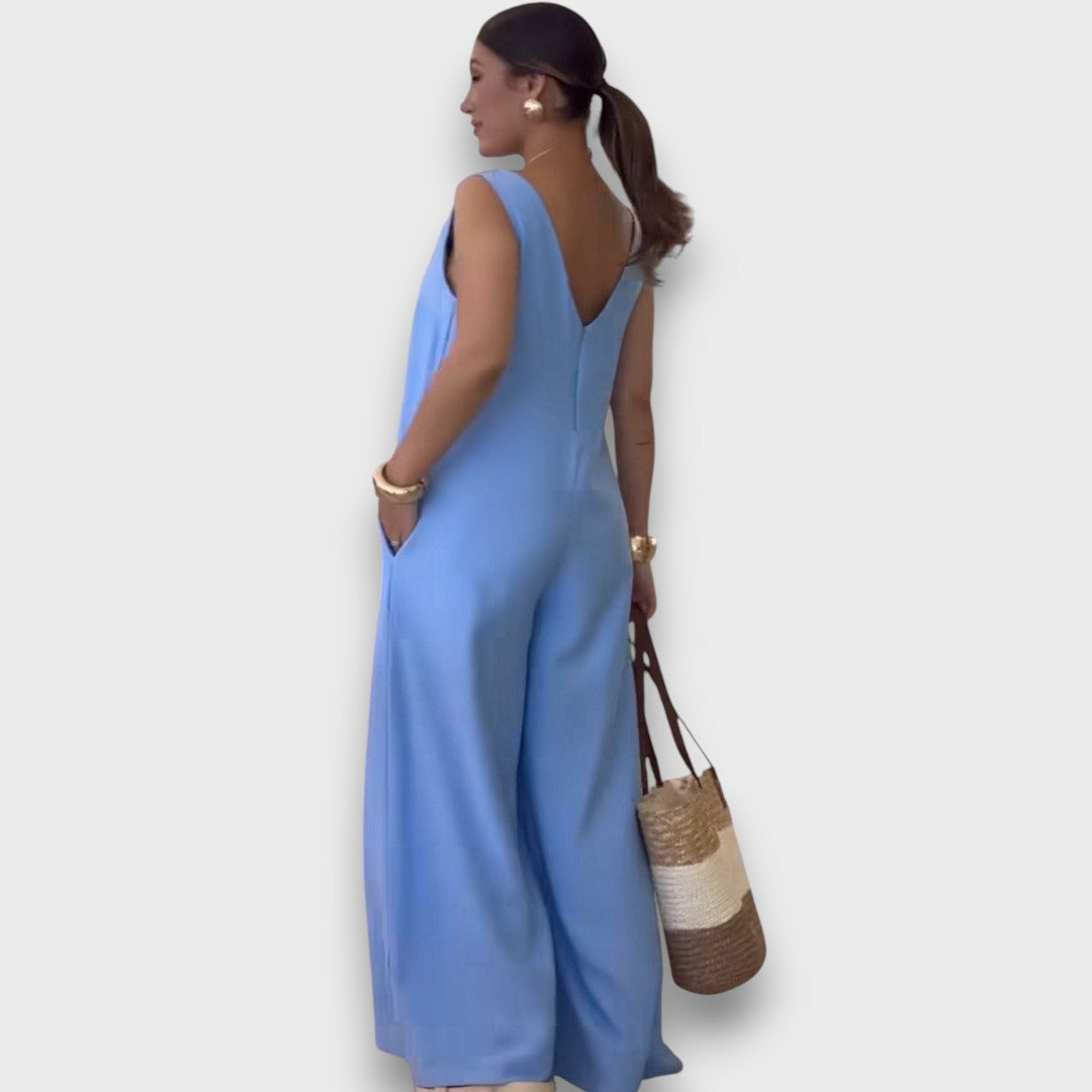 Aubrine – Fließender Jumpsuit mit V-Ausschnitt - Emma Fioretti