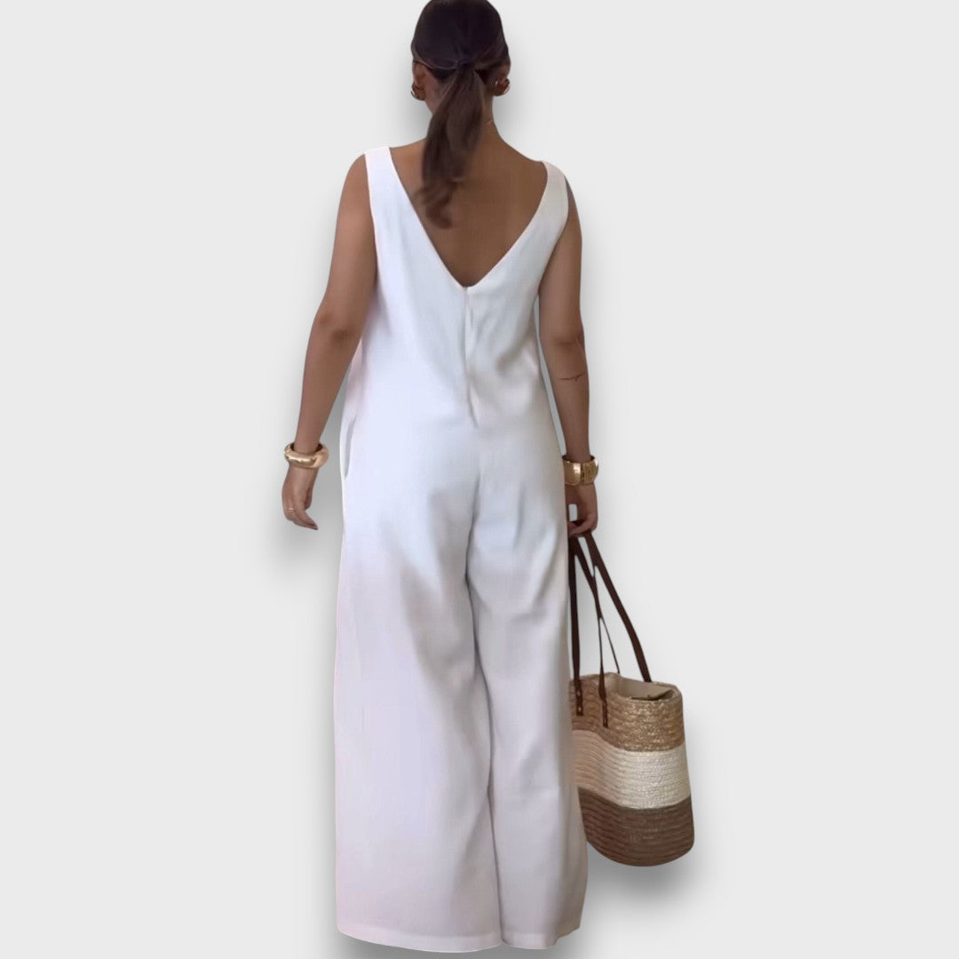 Aubrine – Fließender Jumpsuit mit V-Ausschnitt - Emma Fioretti