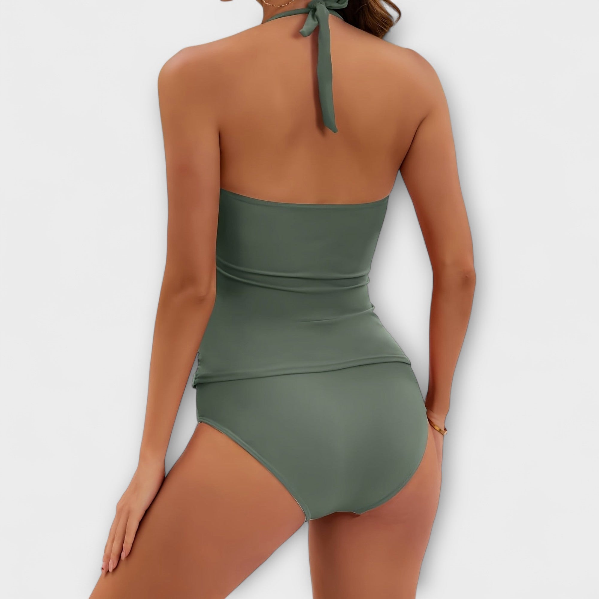 Selira – Eleganter Halterneck-Badeanzug