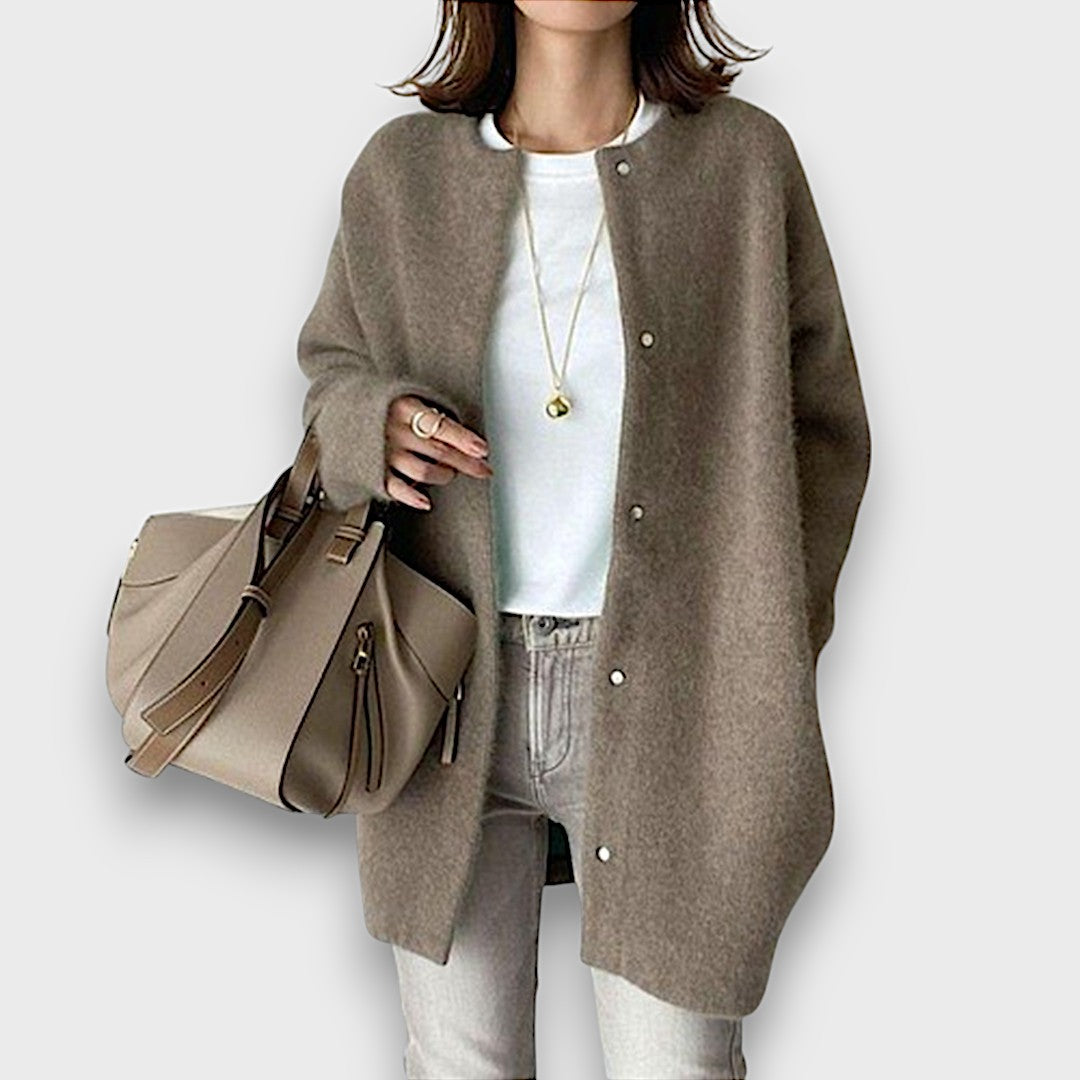 Teresa – Weicher Wollcardigan mit eleganter Linie Emma Fioretti