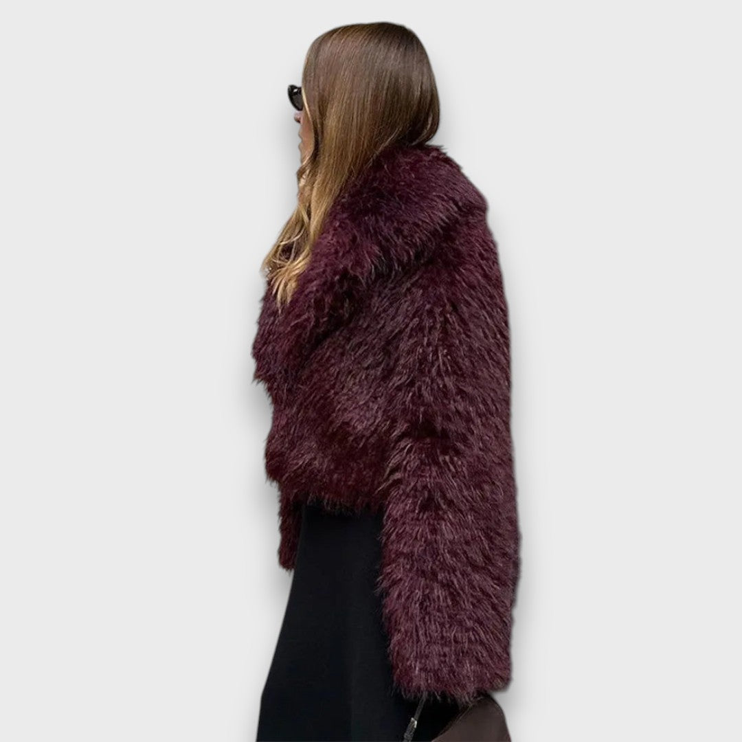 Mile – Luxus-Fake-Fur in tiefem Burgund Emma Fioretti