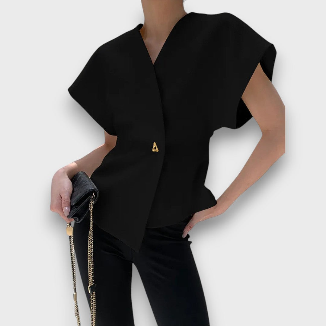 Selene – Minimalistisches Drapier-Top mit Goldakzent