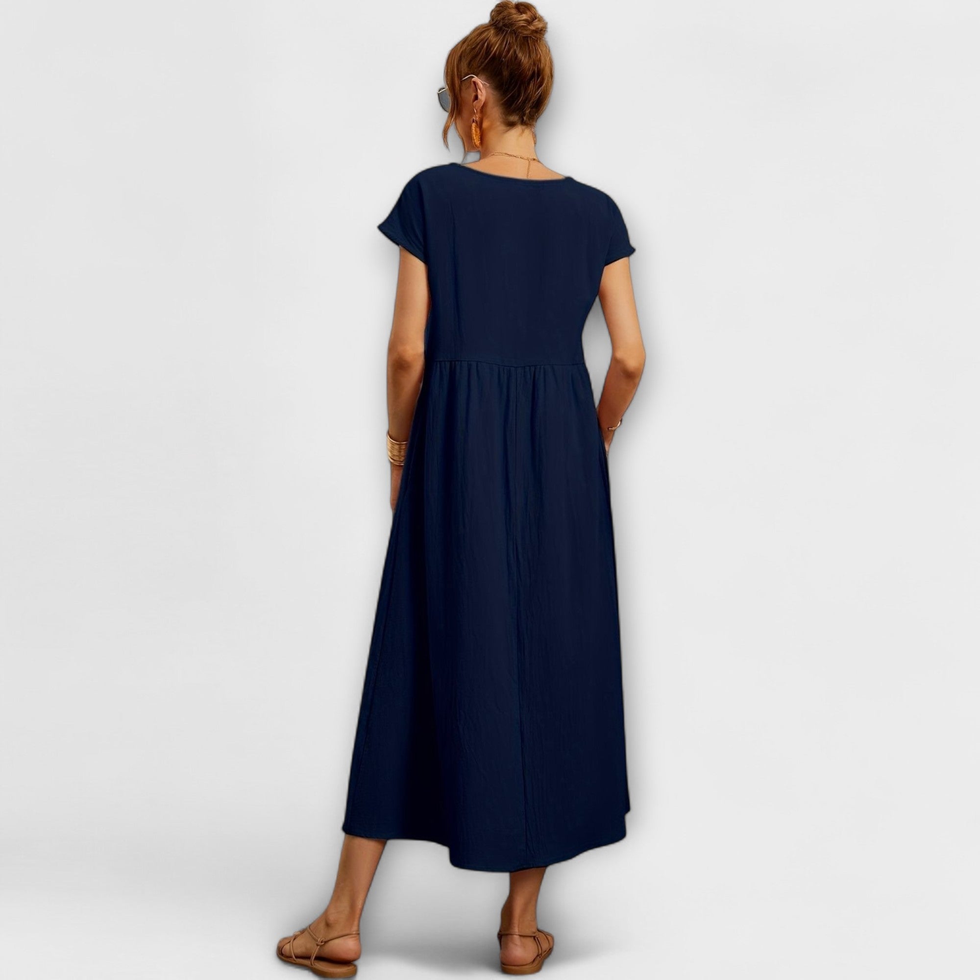 Leona – Leichtes Kleid mit sommerlicher Leichtigkeit