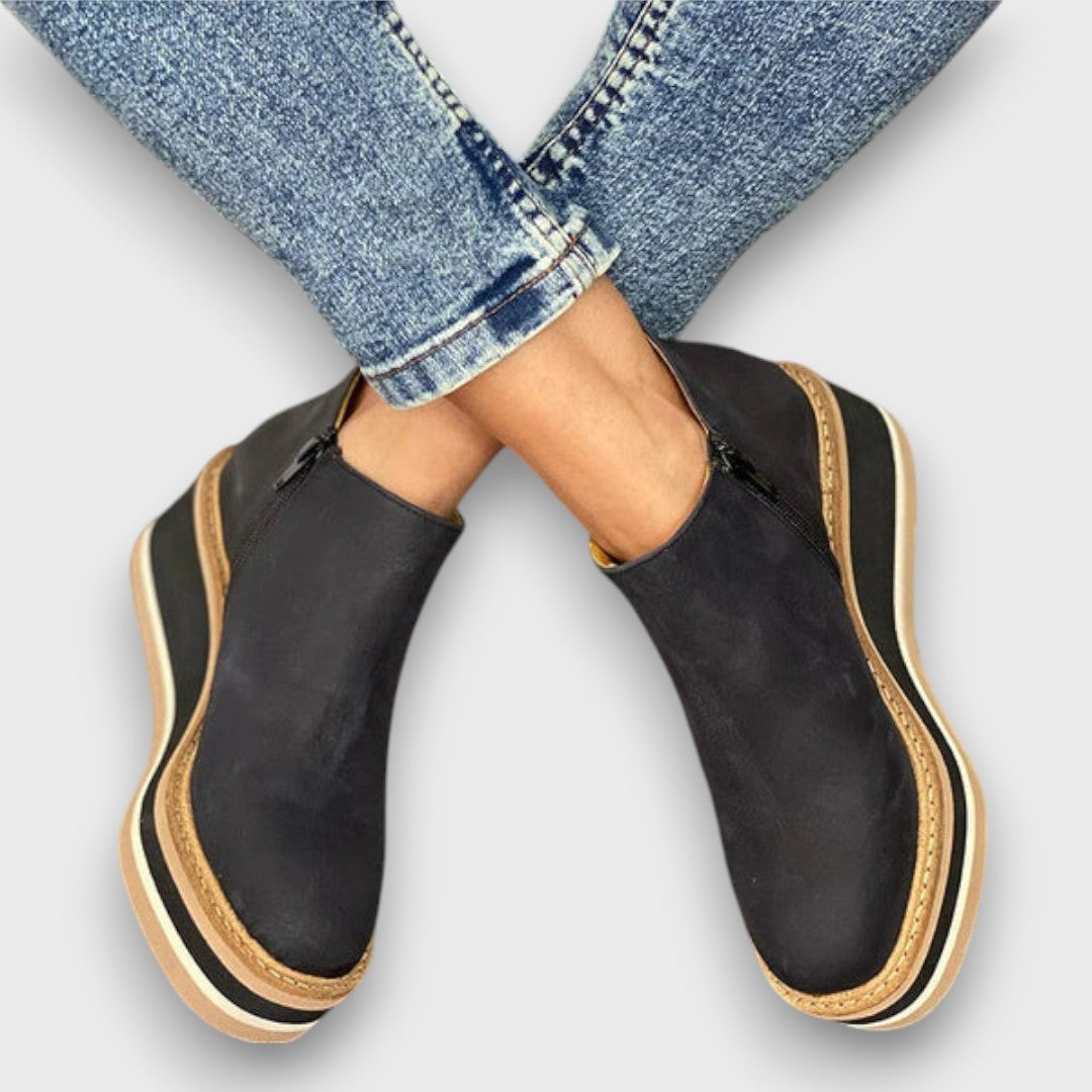 Alvaya – Alltagstaugliche Keilstiefeletten mit Stil