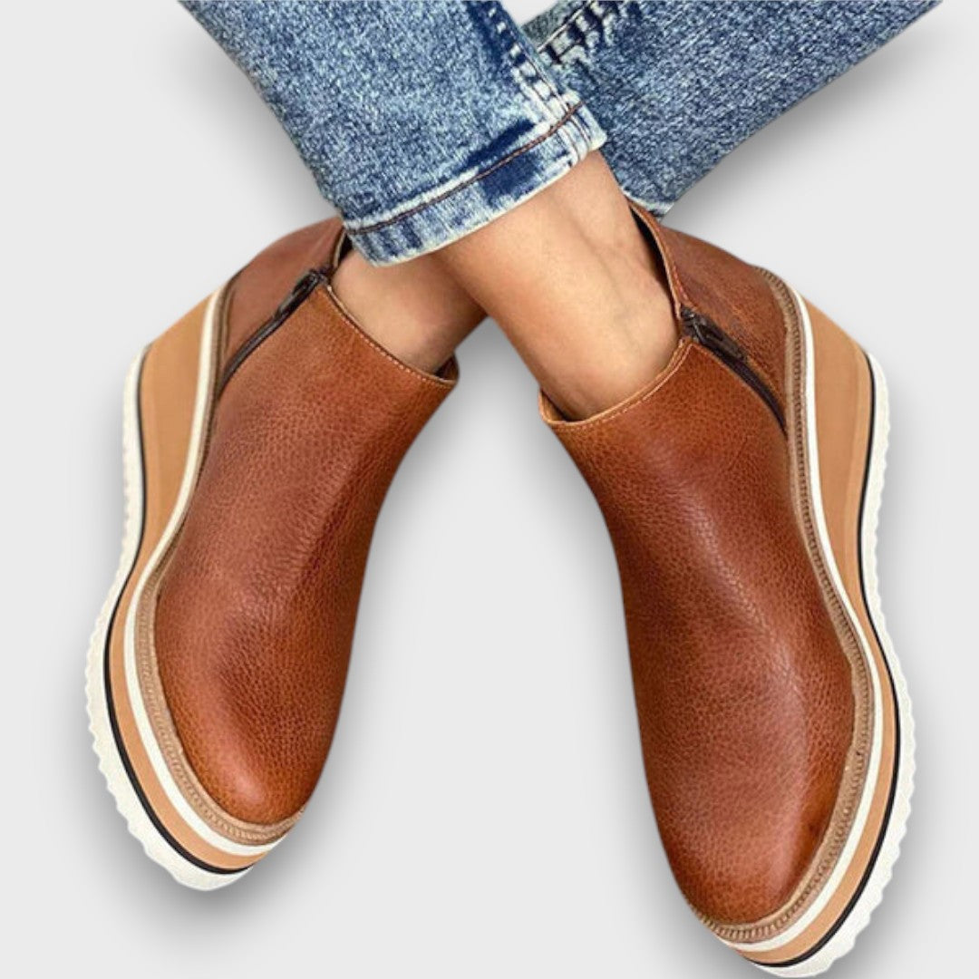 Alvaya – Alltagstaugliche Keilstiefeletten mit Stil