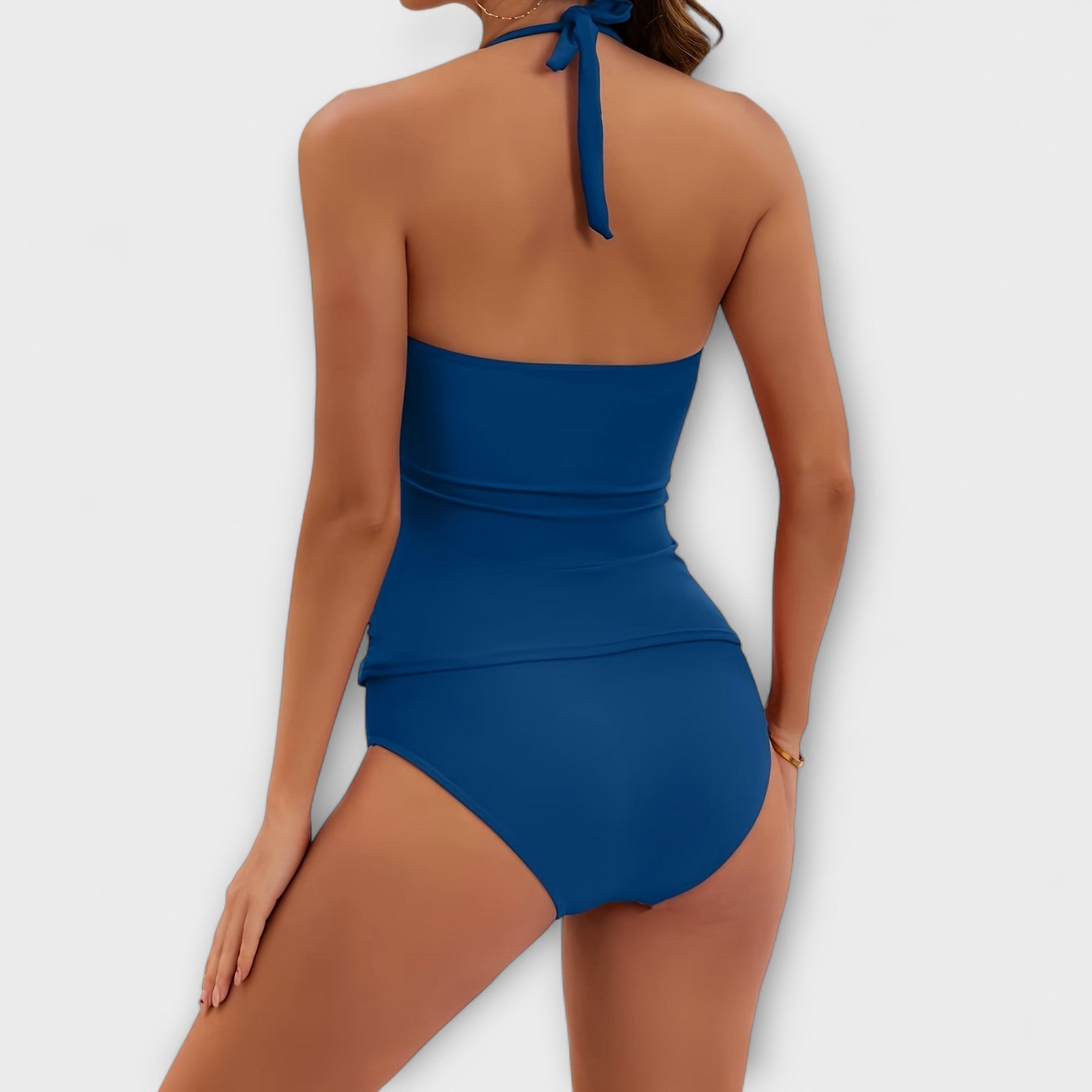 Selira – Eleganter Halterneck-Badeanzug