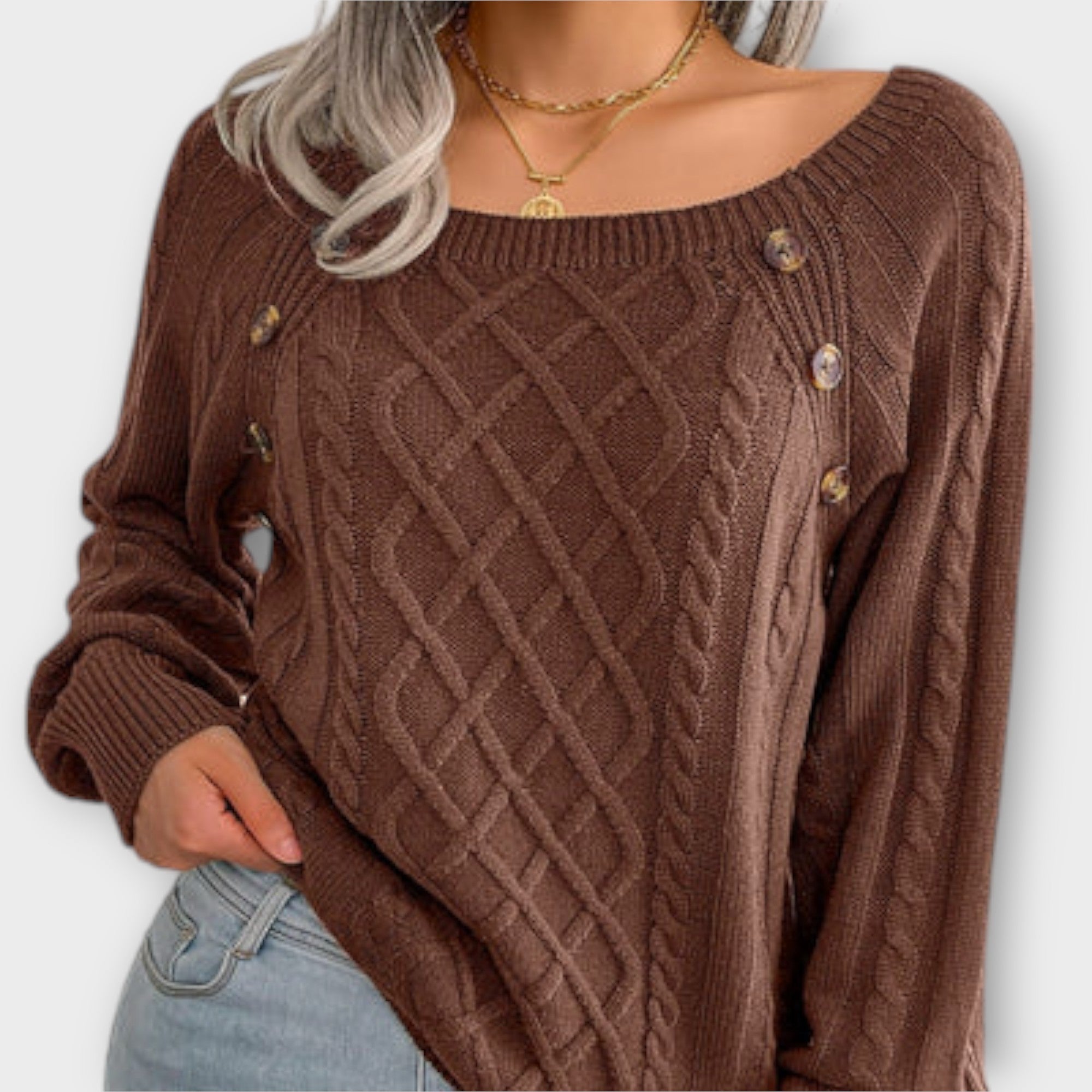 Naelle – Strickpullover mit Knöpfen