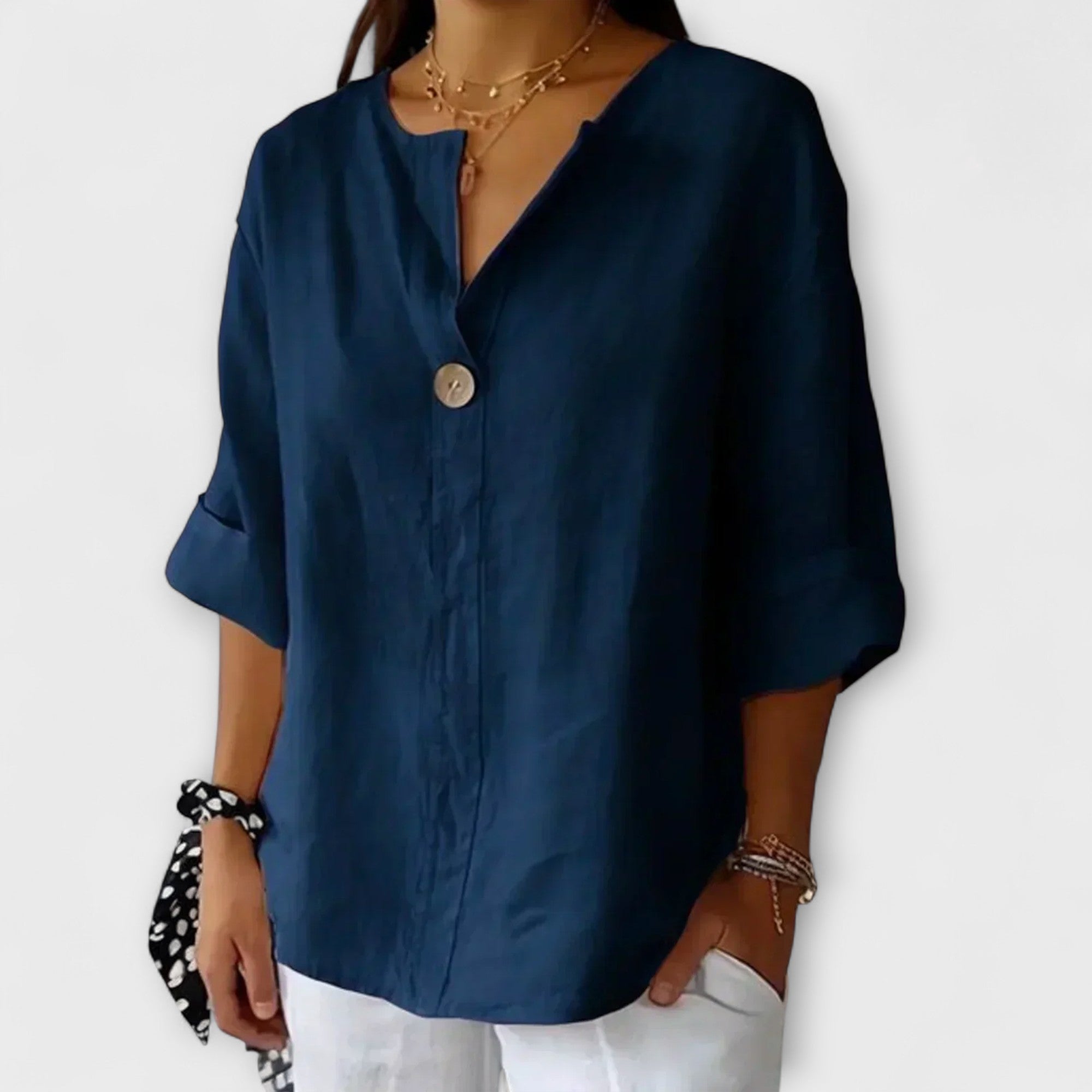 Seretha – Stilvolle Bluse mit V-Ausschnitt Emma Fioretti