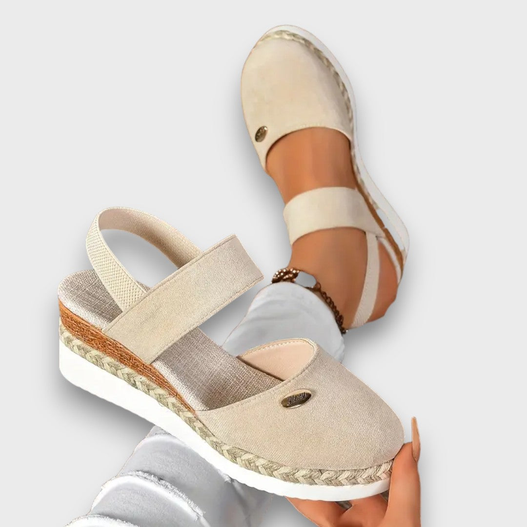 Noreva – Plateau-Sandale mit Komfortdesign