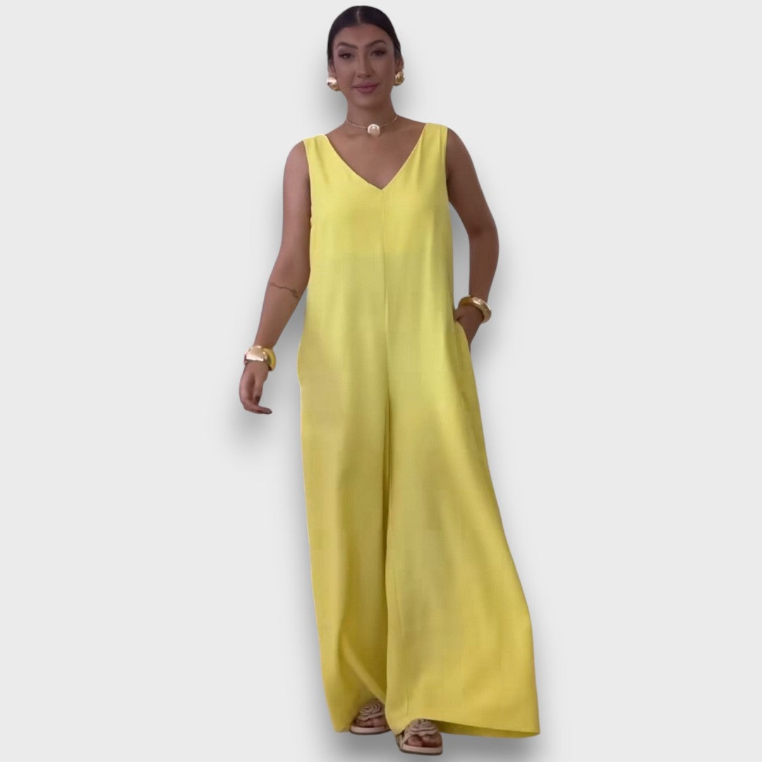 Aubrine – Fließender Jumpsuit mit V-Ausschnitt - Emma Fioretti