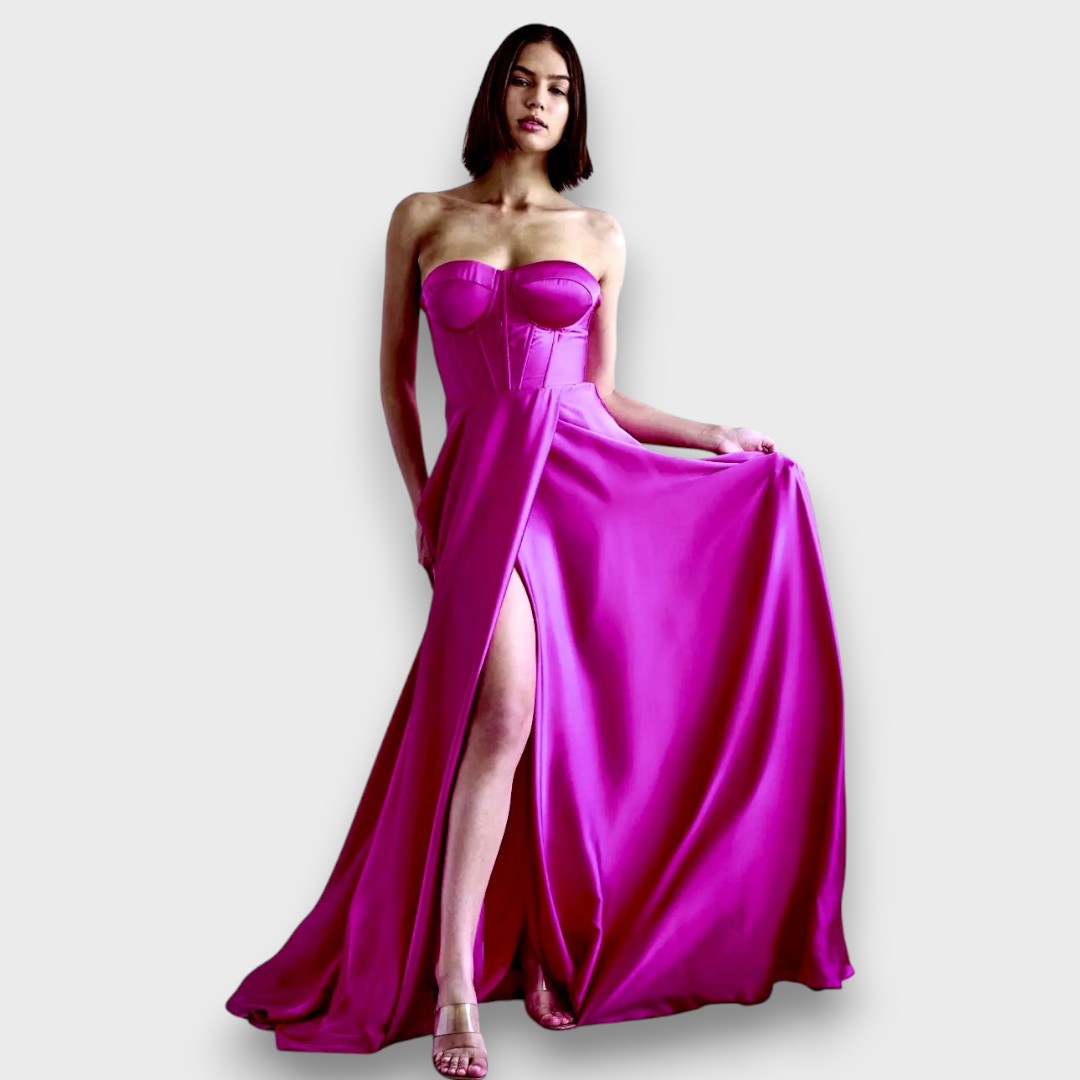 Victoria – Langes Kleid mit Rückenschnürung und Schlitz - Emma Fioretti