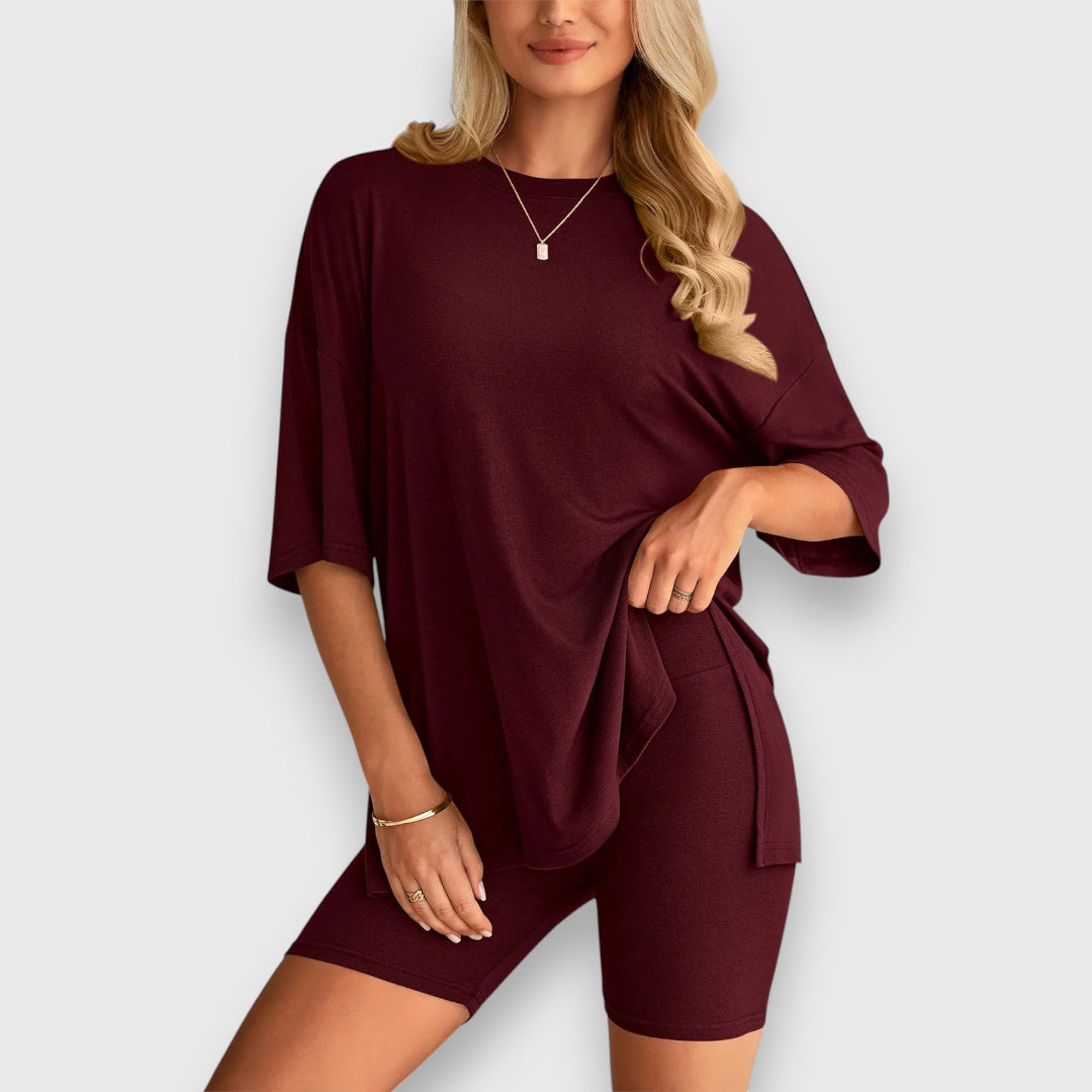 Malia – Lounge-Set aus Oversize-Shirt und Shorts Emma Fioretti