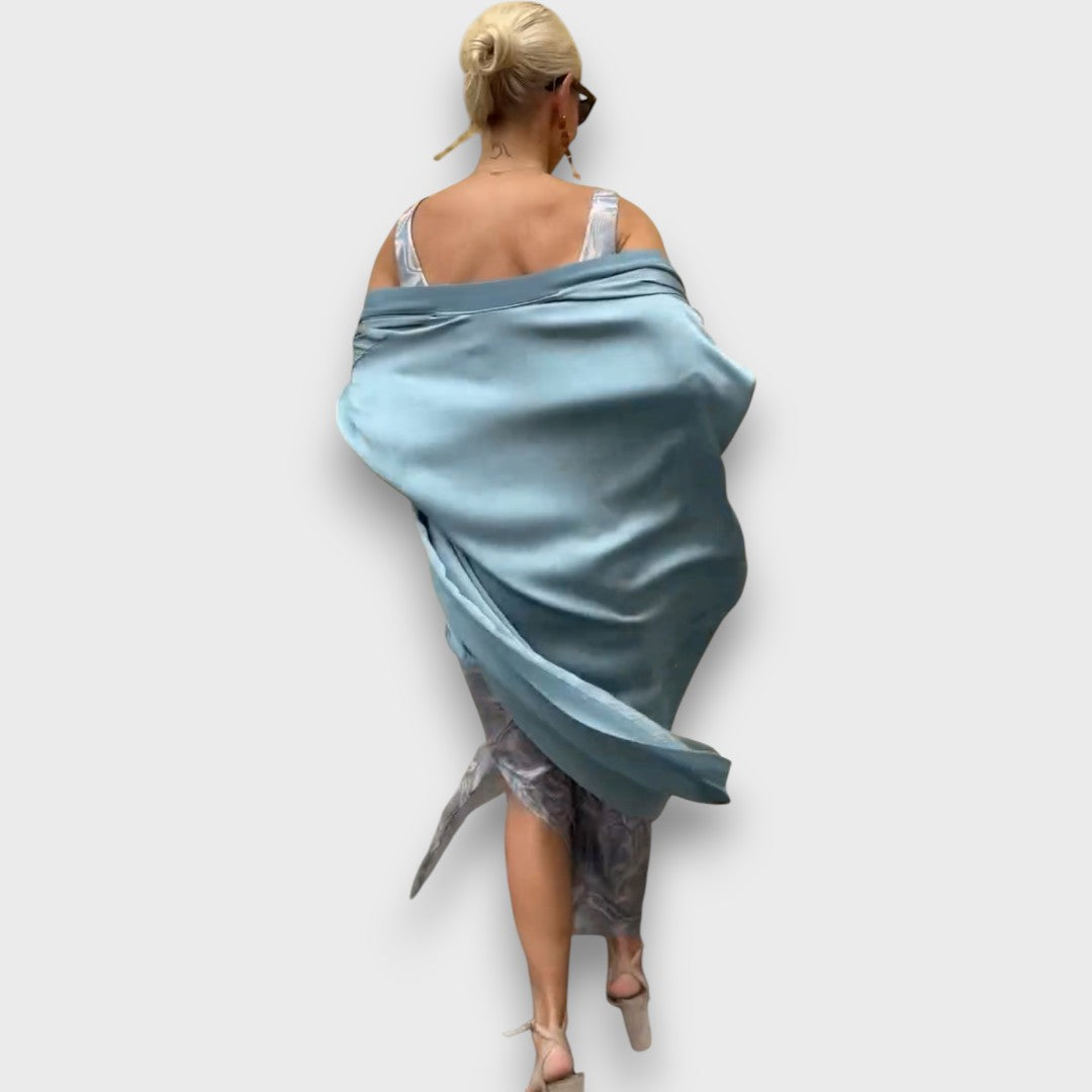 Evorie – Maxikleid mit Cardigan