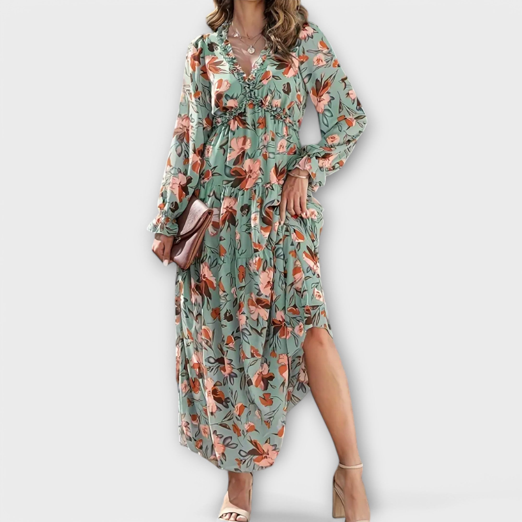 Helia – Maxikleid mit floraler Eleganz