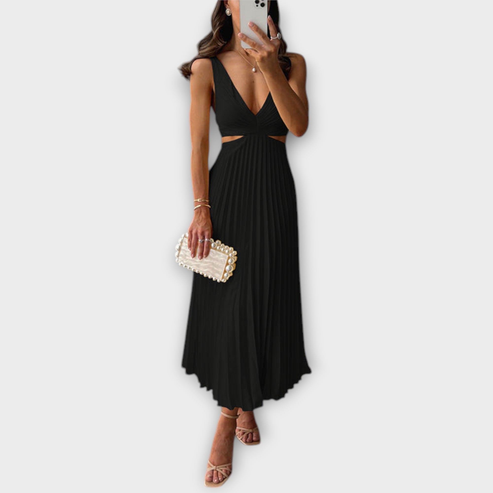 Aurine – Faltenkleid mit raffinierter Taille