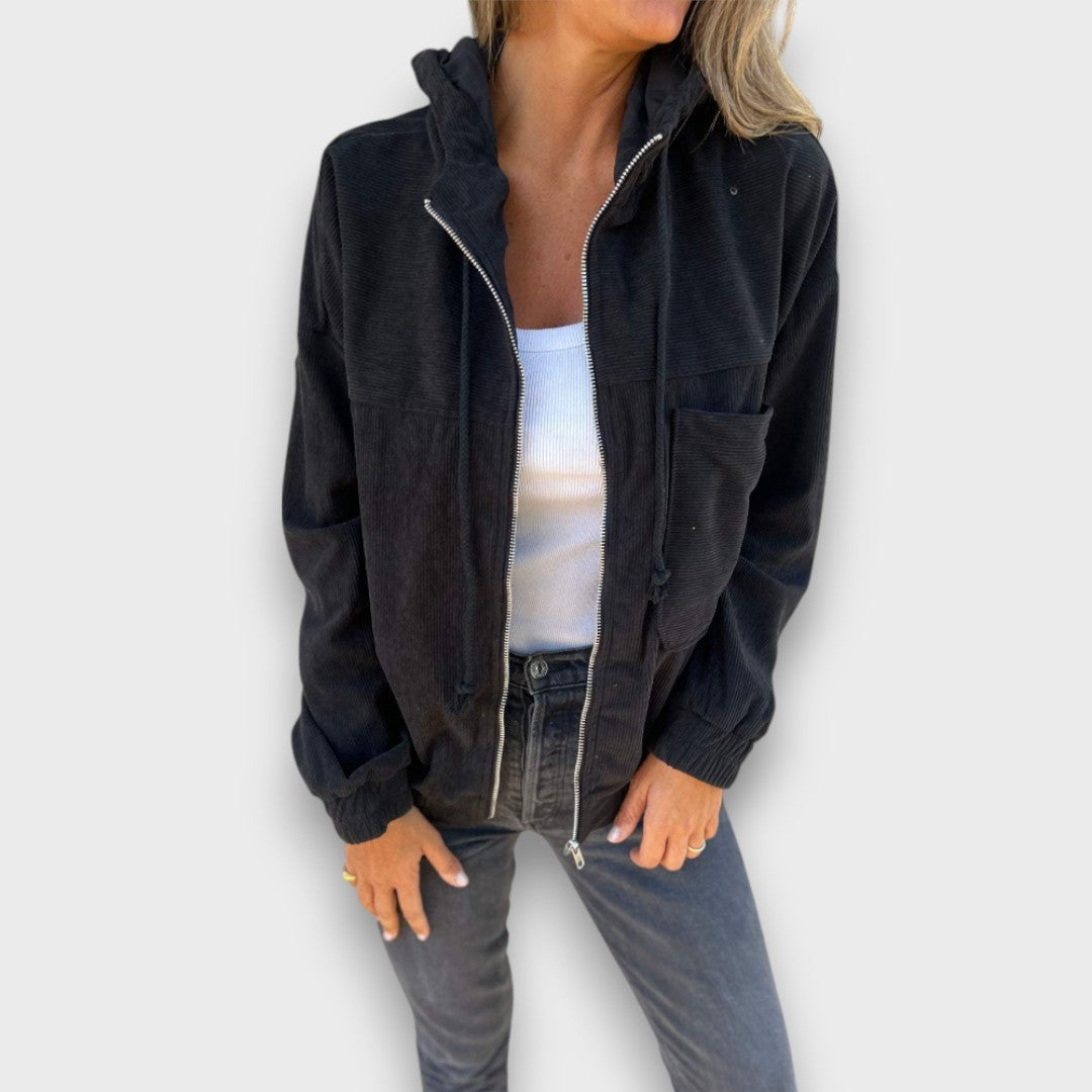 Danna – Cordjacke mit Kapuze und Retro-Charme Emma Fioretti