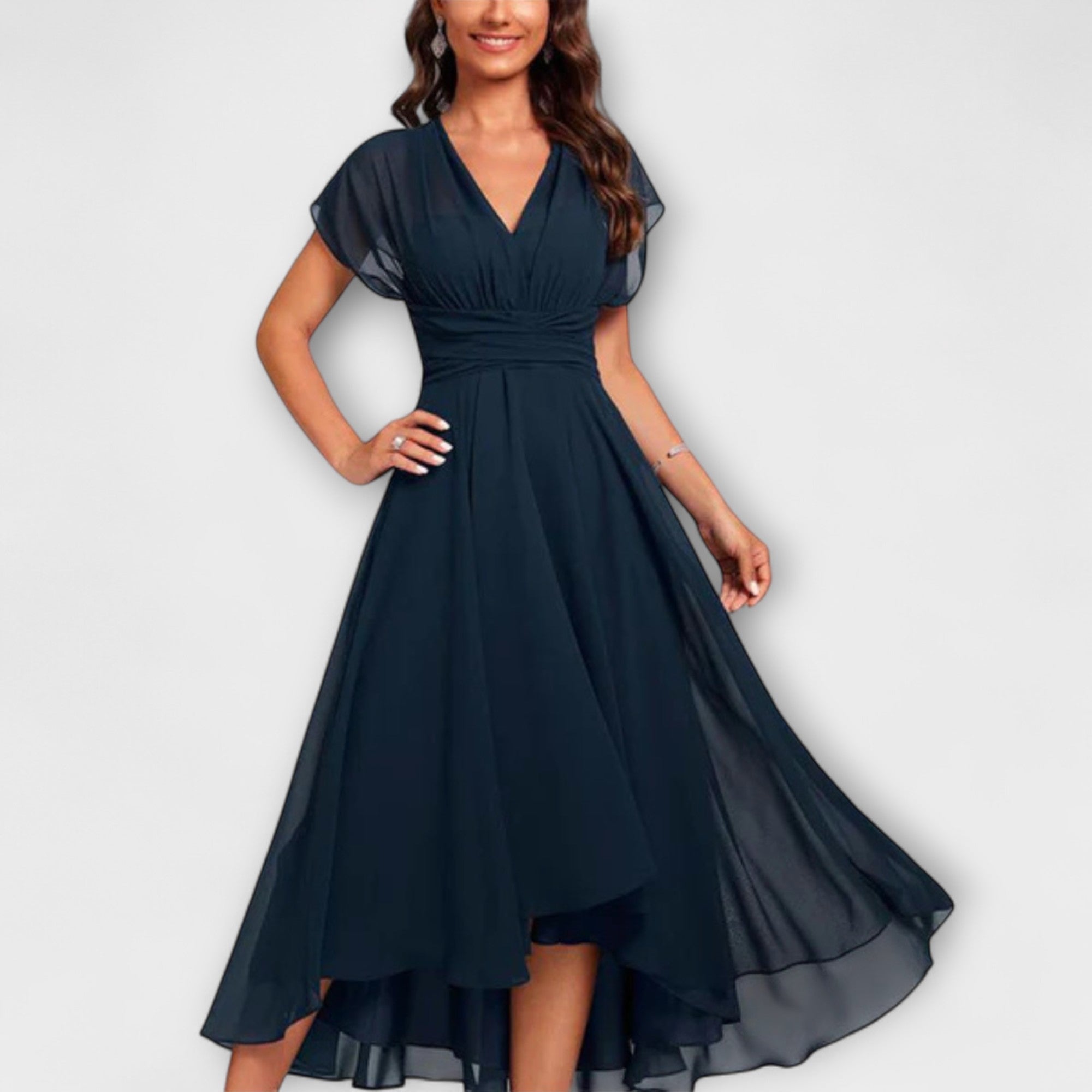 Valessia – Fließendes Kleid mit V-Ausschnitt