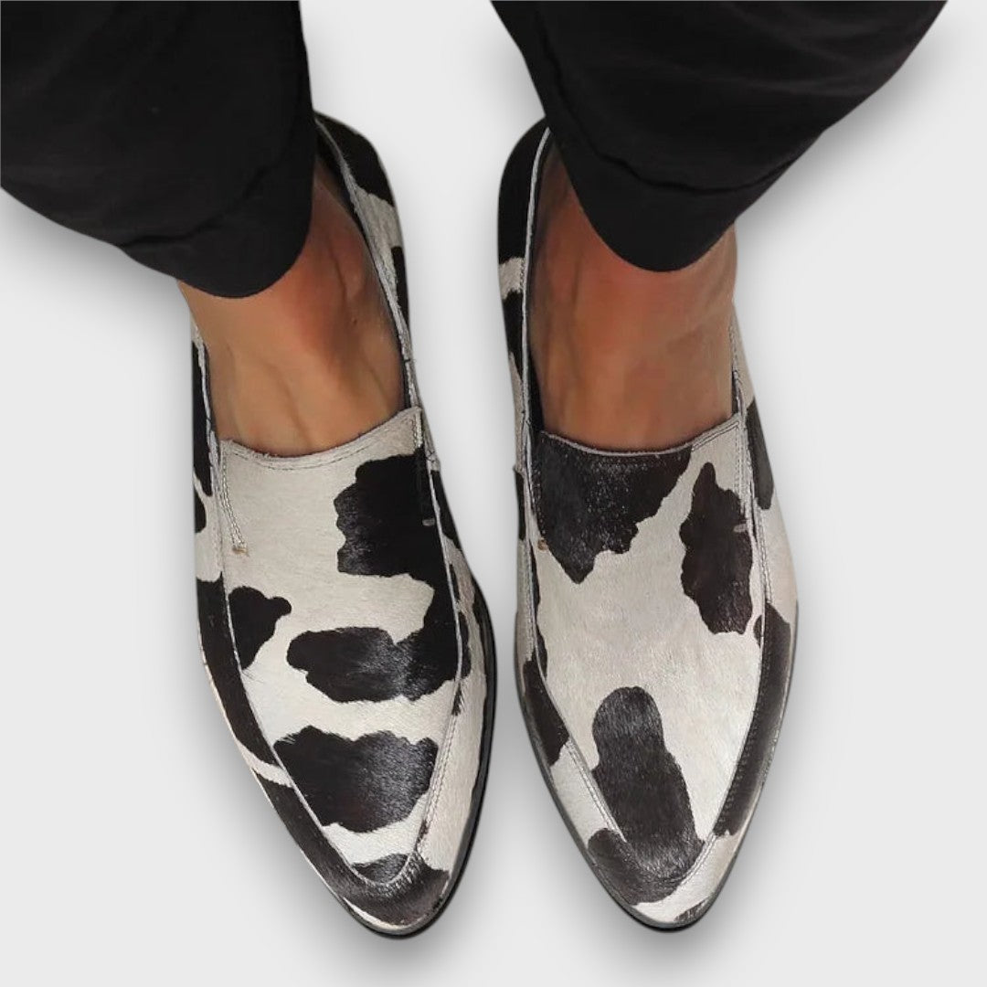 Raisa – Loafer im Cow-Print mit Statement-Faktor - Emma Fioretti