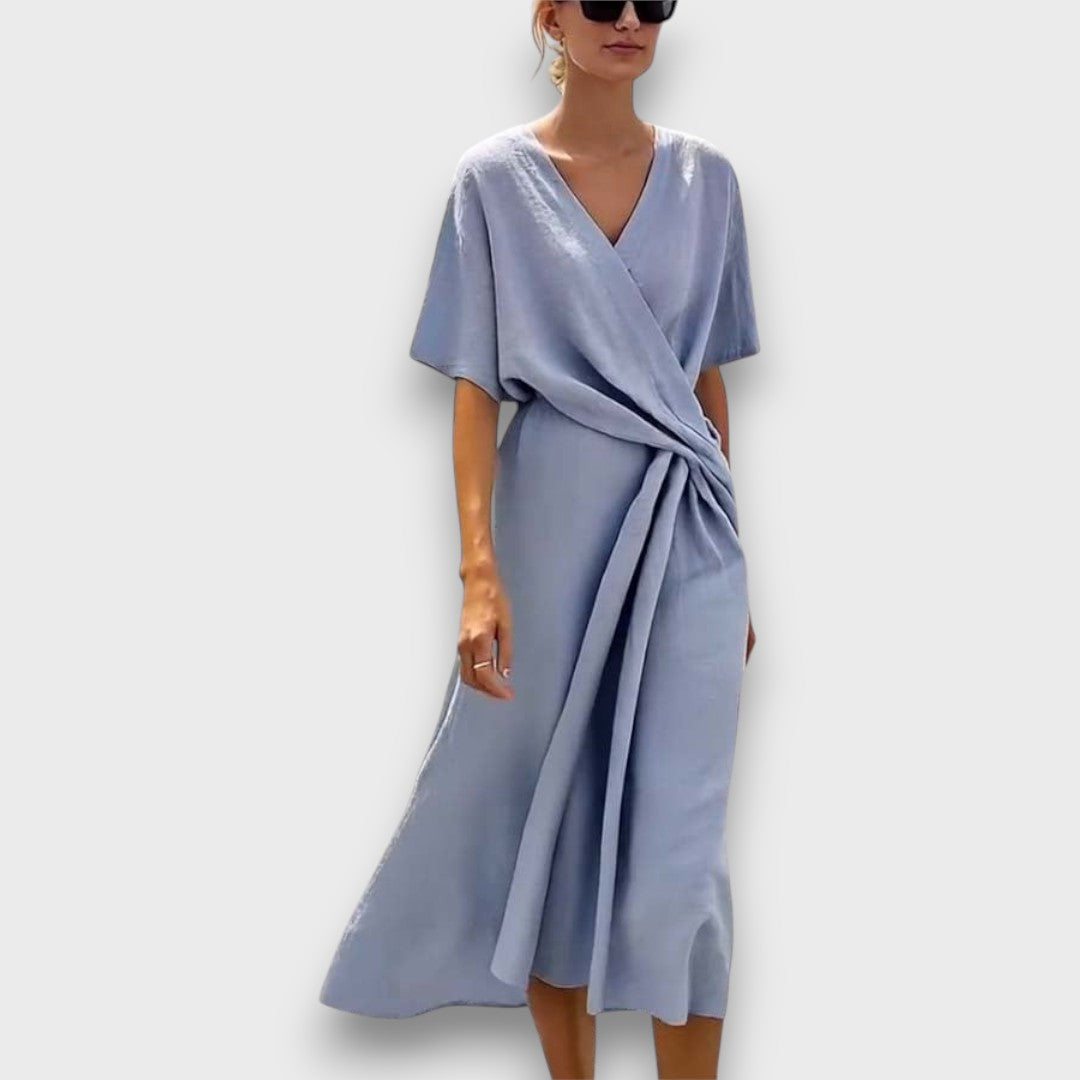 Niviera – Lockeres Kleid mit Wickeloptik