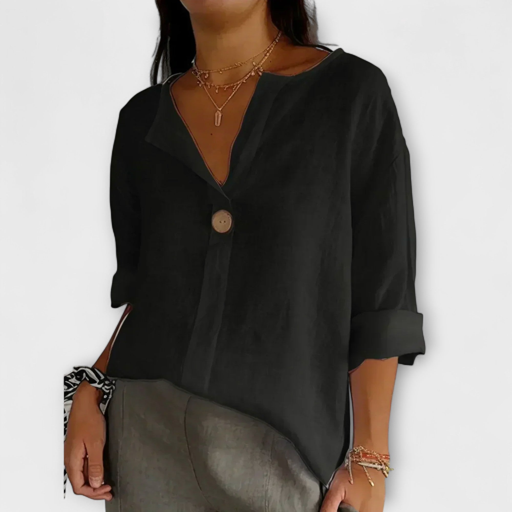 Seretha – Stilvolle Bluse mit V-Ausschnitt Emma Fioretti