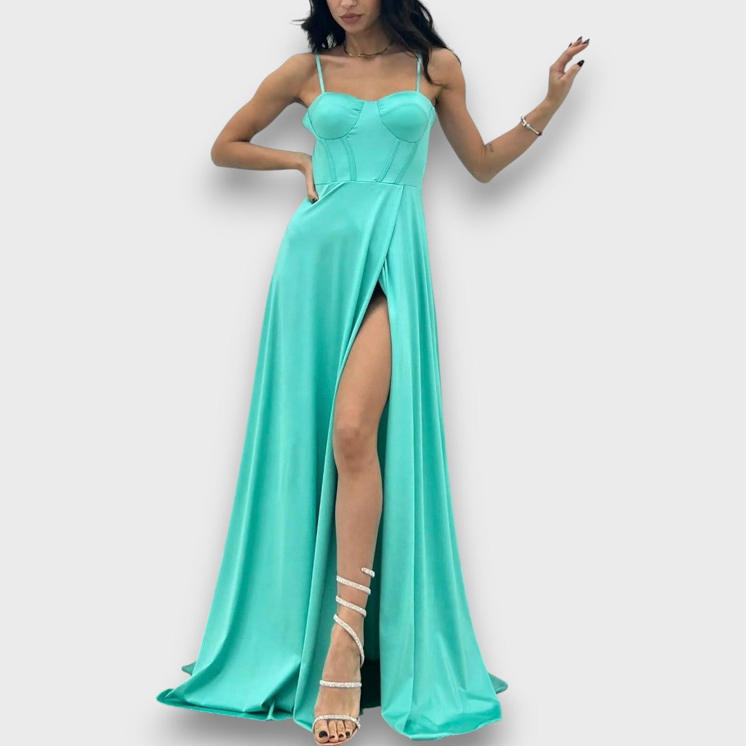 Victoria – Langes Kleid mit Rückenschnürung und Schlitz - Emma Fioretti