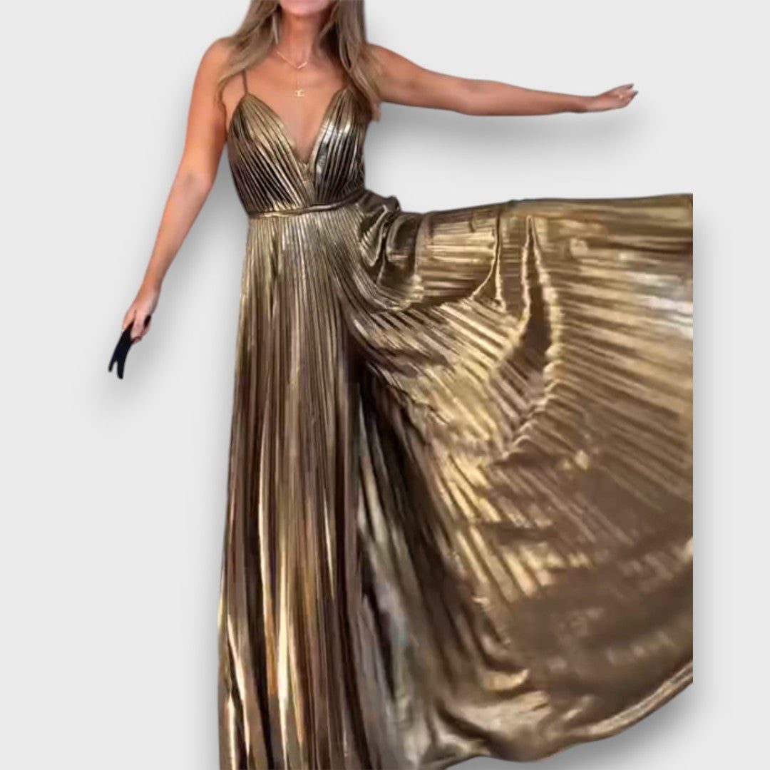 Aurora – Goldenes Plisseekleid mit tiefem Ausschnitt - Emma Fioretti