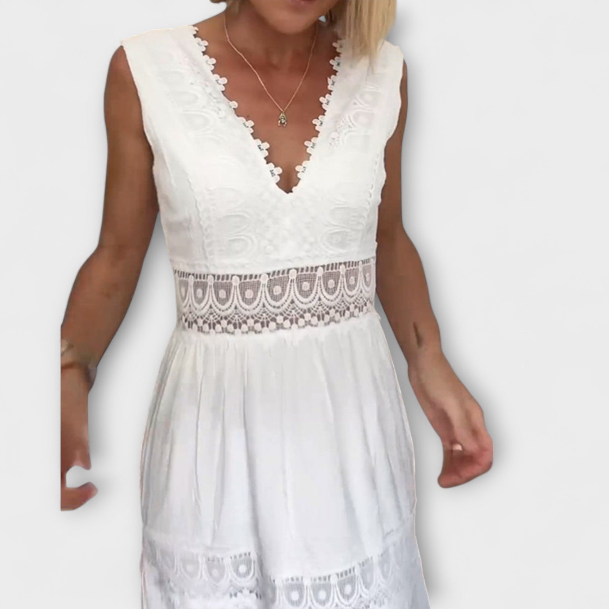 Anneline – Midikleid mit Spitze und romantischem Flair