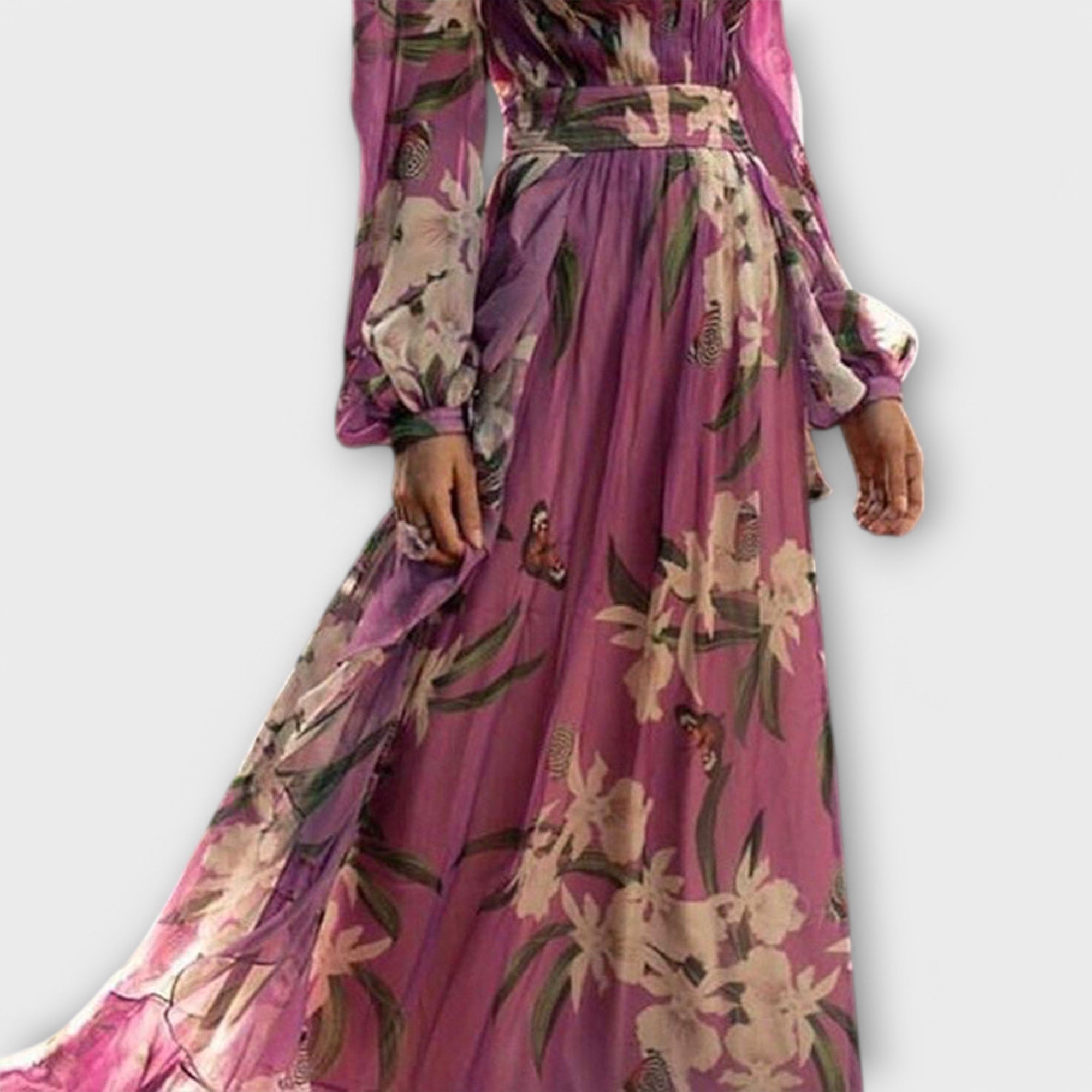 Alissara – Fließendes Kleid mit floraler Noblesse