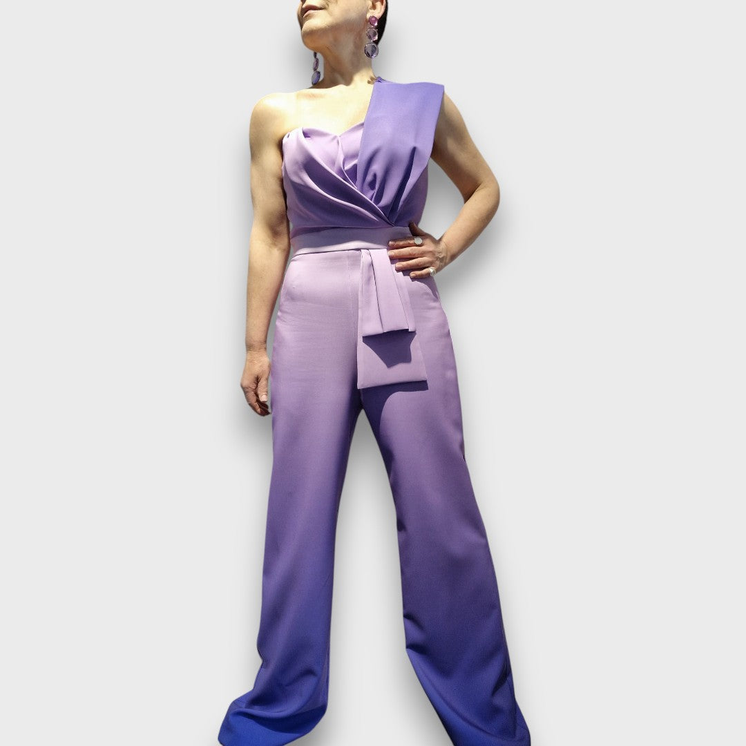 Candia –  Elegantes Jumpsuit mit asymmetrischem Dekolleté Emma Fioretti