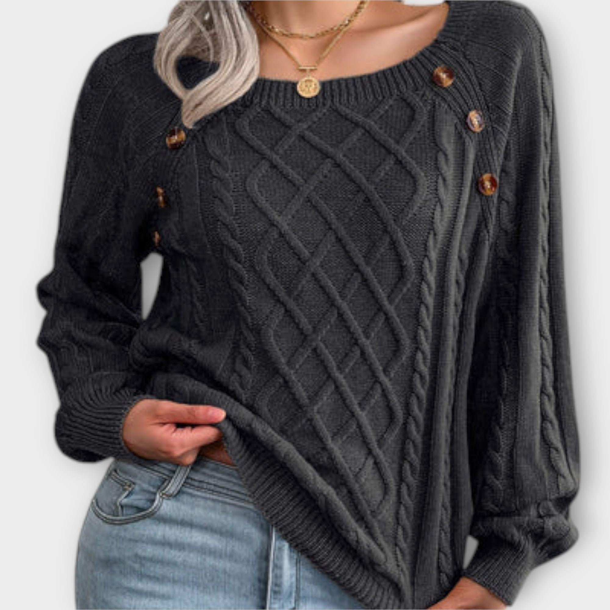Naelle – Strickpullover mit Knöpfen