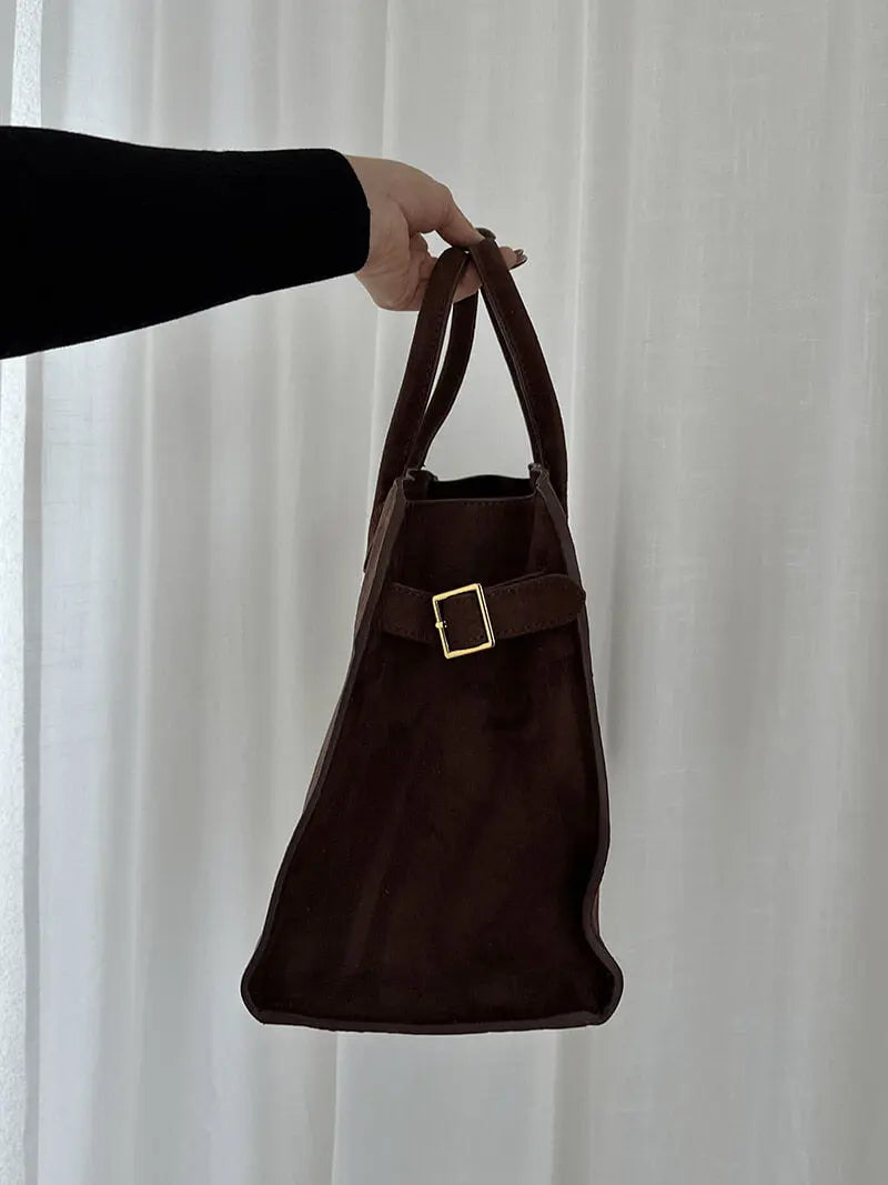 Henna – Vegane Wildleder-Tote mit zeitloser Eleganz - Emma Fioretti