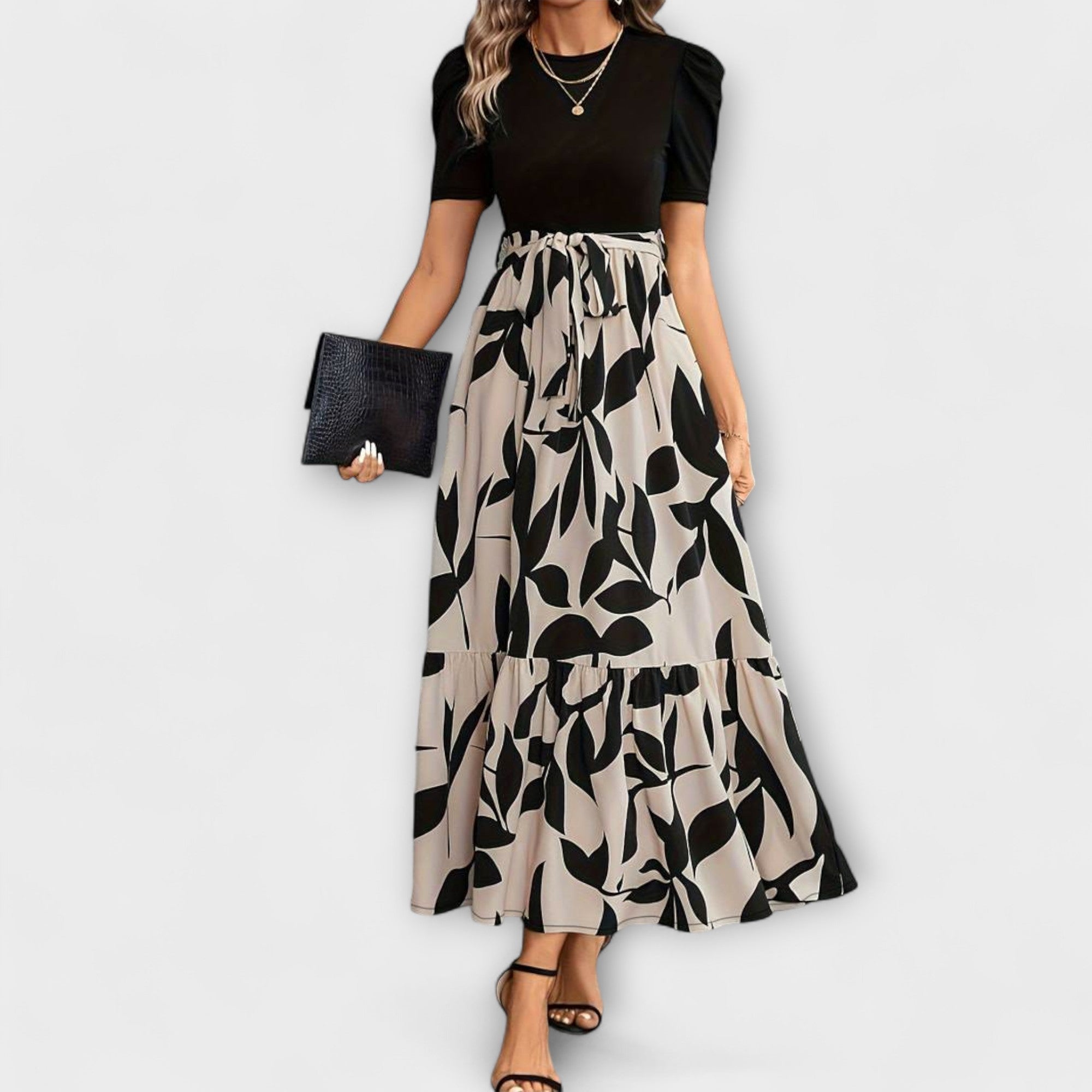 Jarelle – Kleid mit Bindetaille und Blattprint