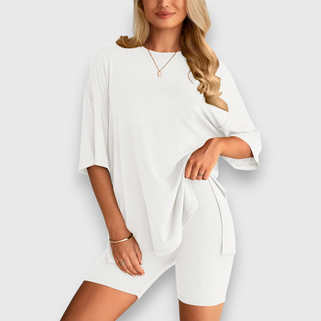 Malia – Lounge-Set aus Oversize-Shirt und Shorts Emma Fioretti