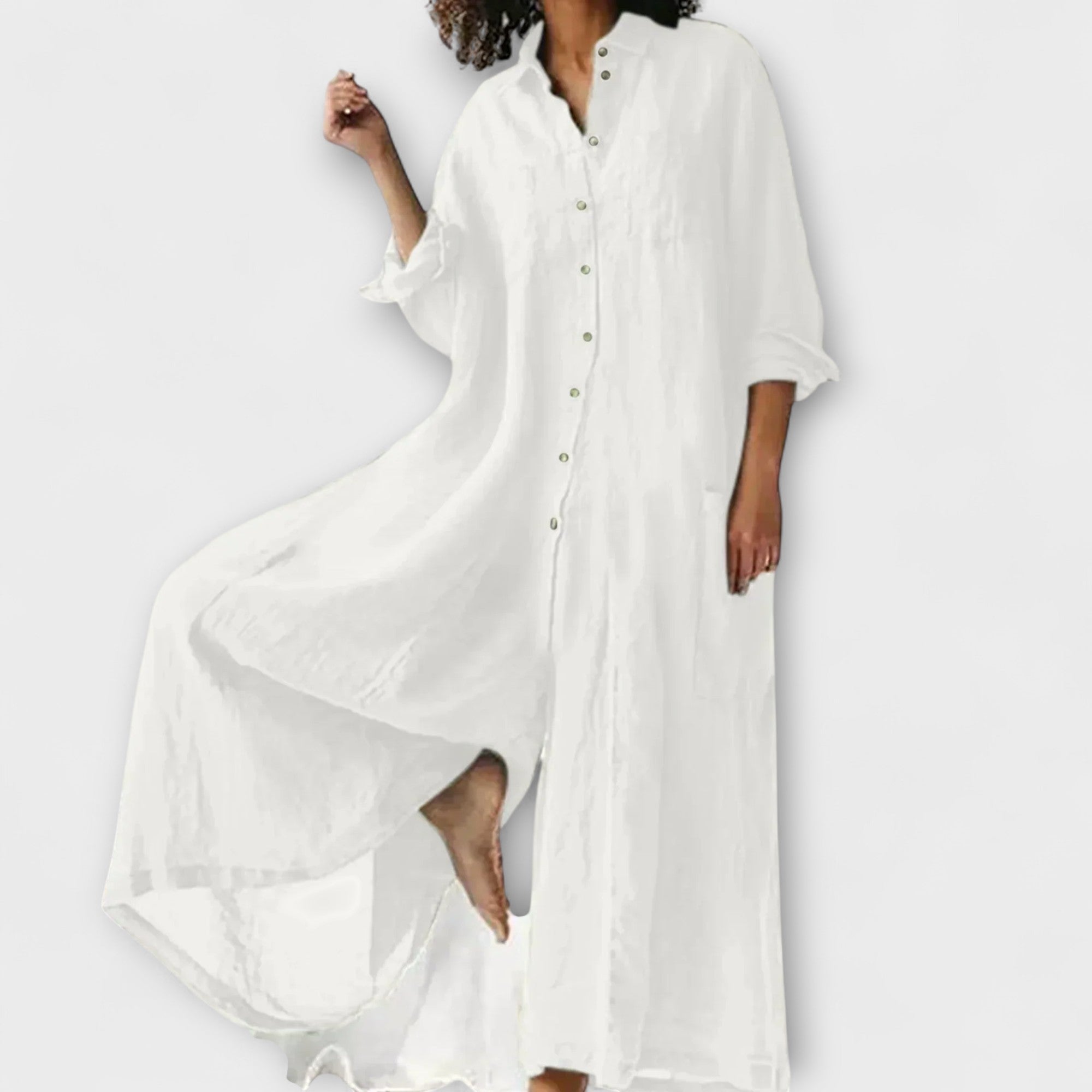 Soreya – Weiter Jumpsuit mit Hemdkragen